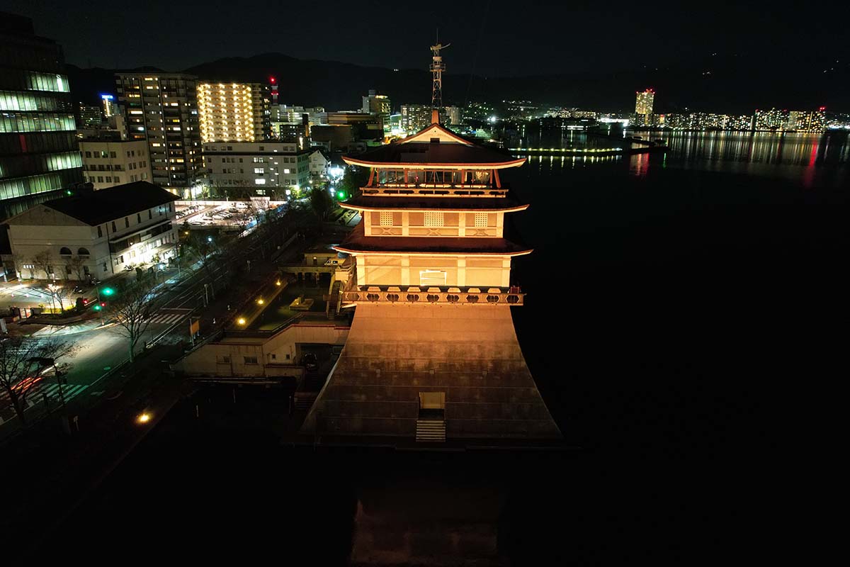 滋賀県立琵琶湖文化館